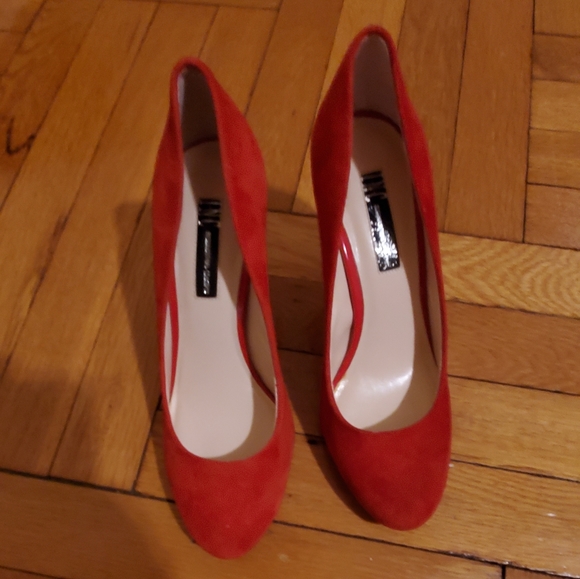 Shoes - Picture 3 of 3